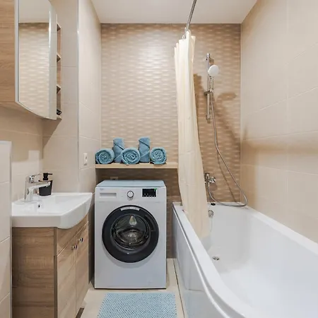 Quiet Garden Apartment
