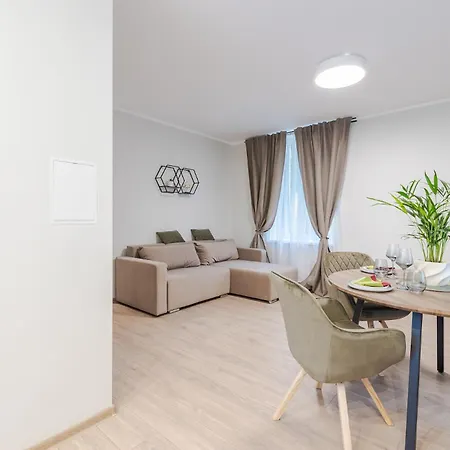 Quiet Garden Apartment *